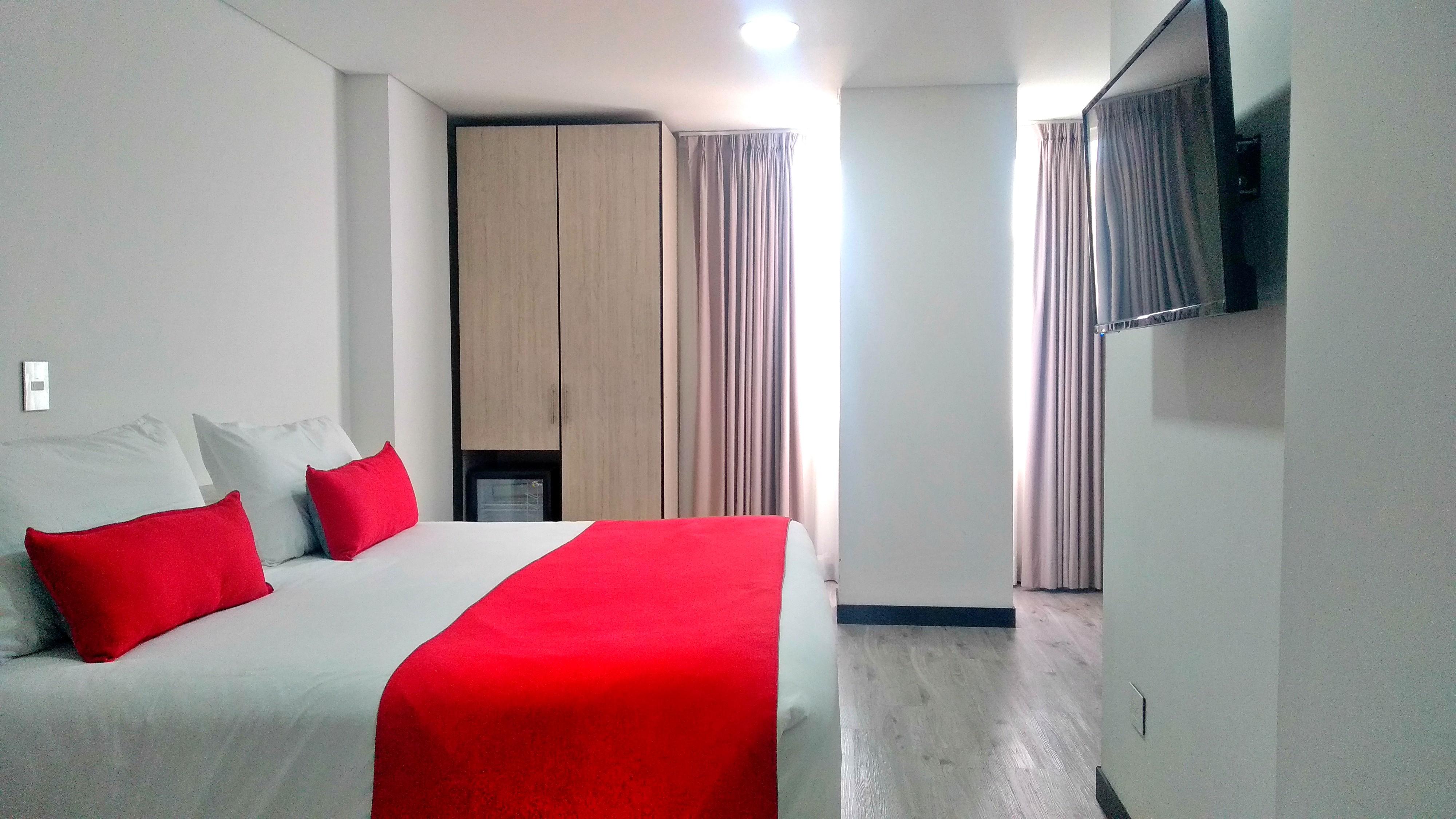 Hotel Wlh Silver Corferias Bogota Buitenkant foto