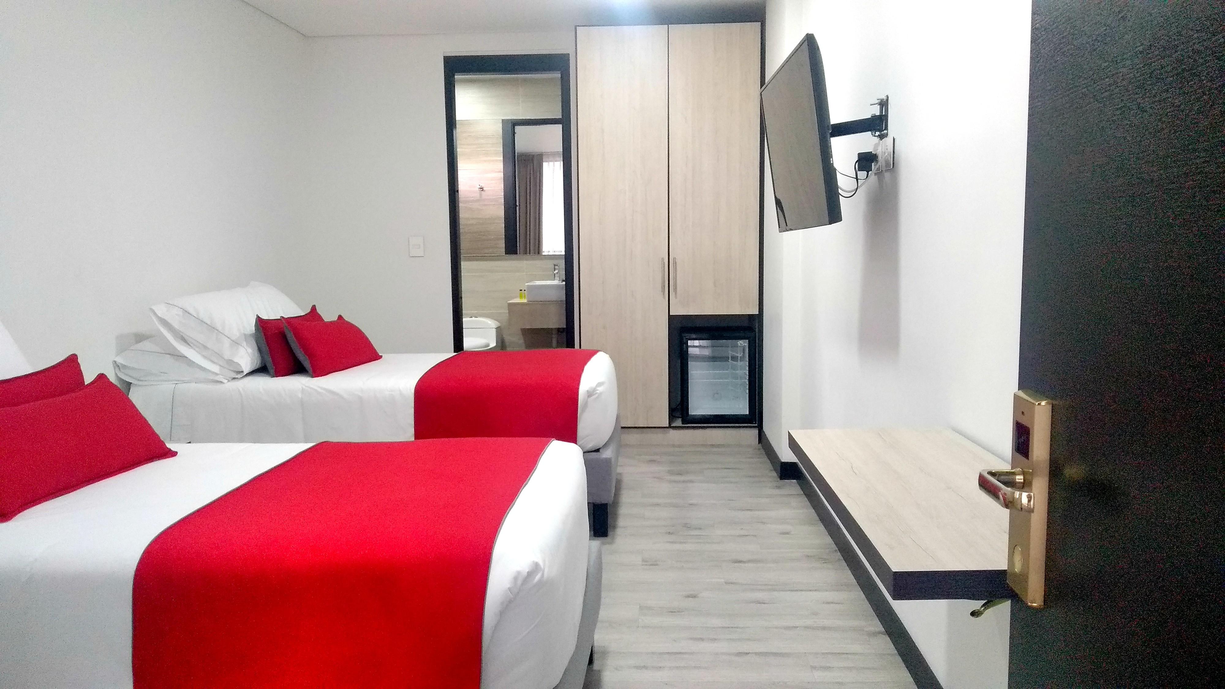 Hotel Wlh Silver Corferias Bogota Buitenkant foto